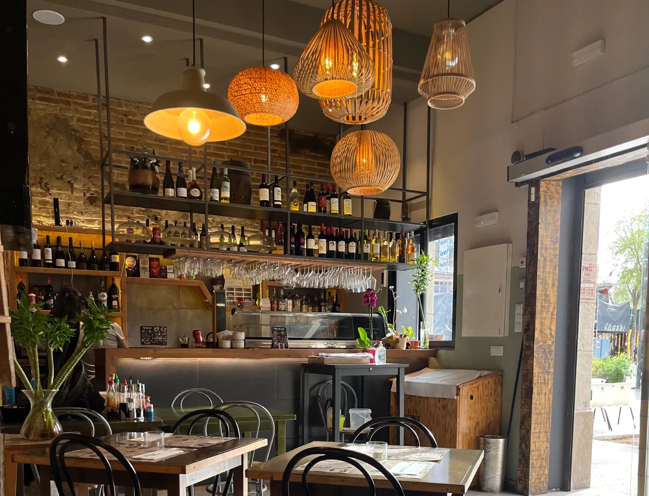 pho saigon barcelona